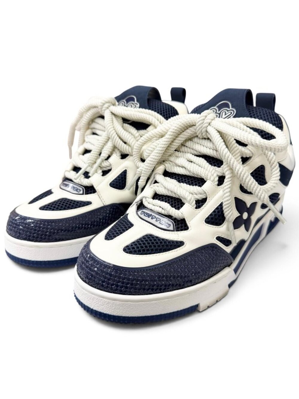 Louis Vuitton 2023 LV 216700 Sneakers 6.5